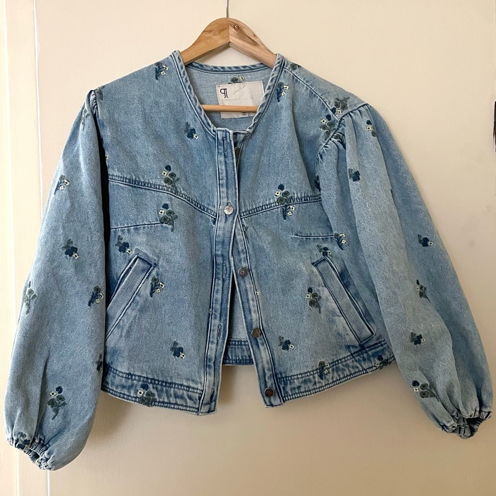 SOLD NWT Anthropologie XS Pilcro Collarless Embroidered Denim Swing Jacket